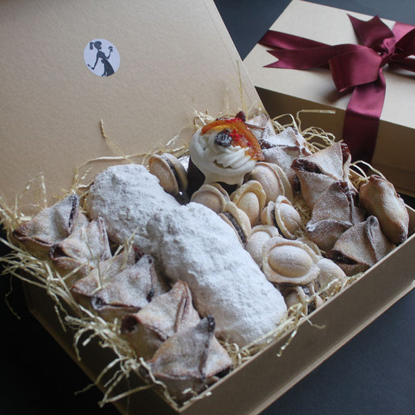 Prestige Patisserie medium Christmas gift box with mince pies, stollen, walnut cookies, and Christmas cake.